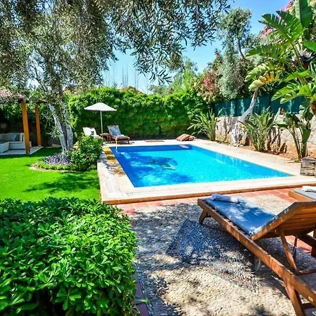 Villa Sleeps 4 Pool Air Con Wifi Bitez